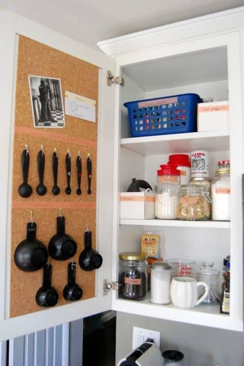 Kitchen Organization Ideas Use a Cork Board