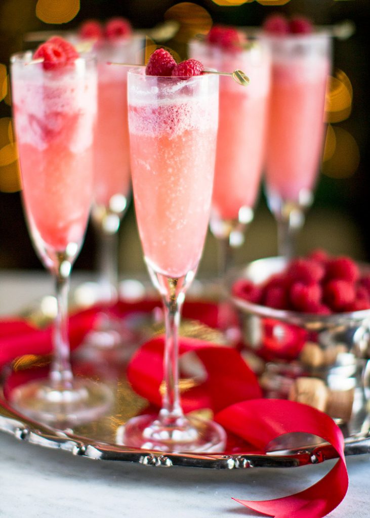 Christmas Breakfast and Brunch Ideas | Raspberry Ceam Mimosas by Jonathan Stiers