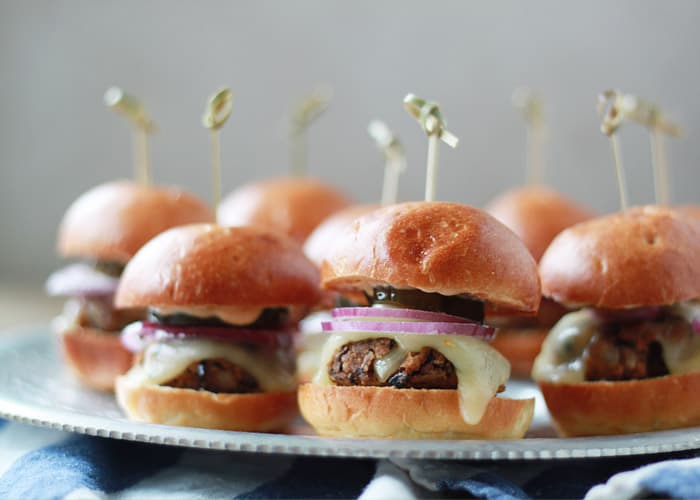 Spicy Black Bean Sliders with Chipotle Mayonnaise by Kitchen Treaty |Super Bowl Party Food Ideas for your next super bowl party.  Get Super Bowl recipes for appetizers, main dishes,  chicken wings, drinks and cocktails. Find party food recipes to make your football party a crowd favorite. #superbowl #partyfood #partyrecipes #foodanddrink #superbowlparty #HWS #healthywealthyskinny