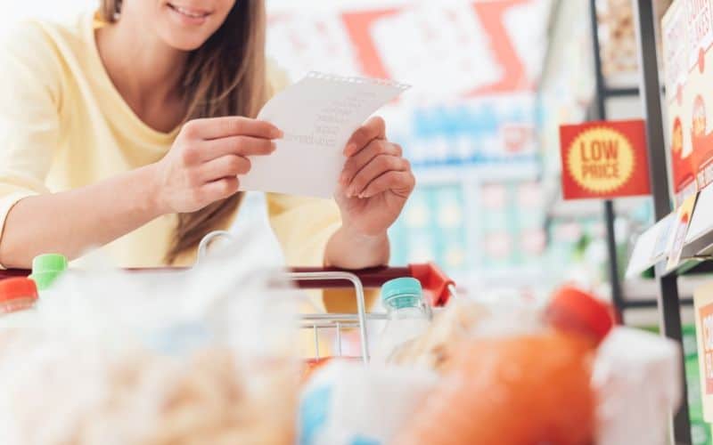 How to Live Frugally on One Income - Planned Grocery Shopping