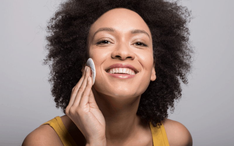 Save money by buying reusable makeup remover pads. Help eliminate waste and put money back into your pocket.